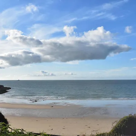 Pleasant With Garden Holiday home Grandcamp-Maisy
